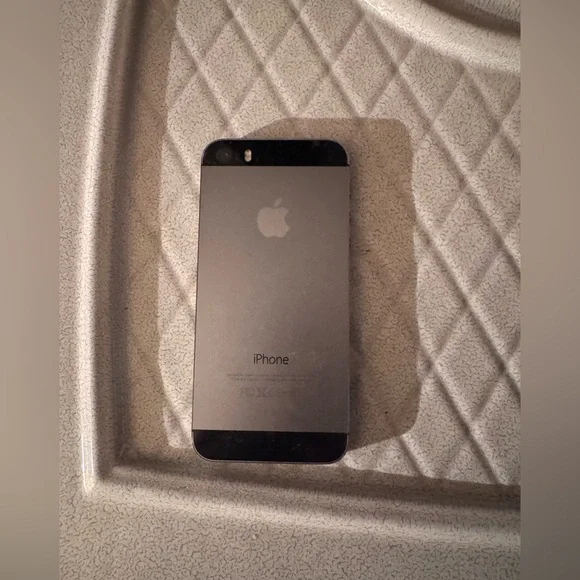 iPhone 6 - Picture 5 of 6